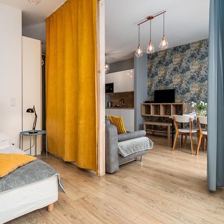 ורשה Apartamenty Sun & Snow 19 Dzielnica With Free Parking מראה חיצוני תמונה