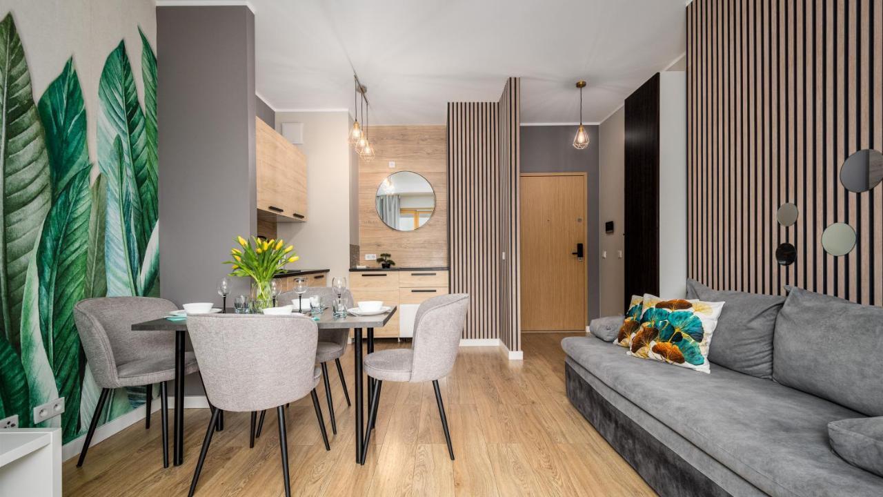ורשה Apartamenty Sun & Snow 19 Dzielnica With Free Parking מראה חיצוני תמונה