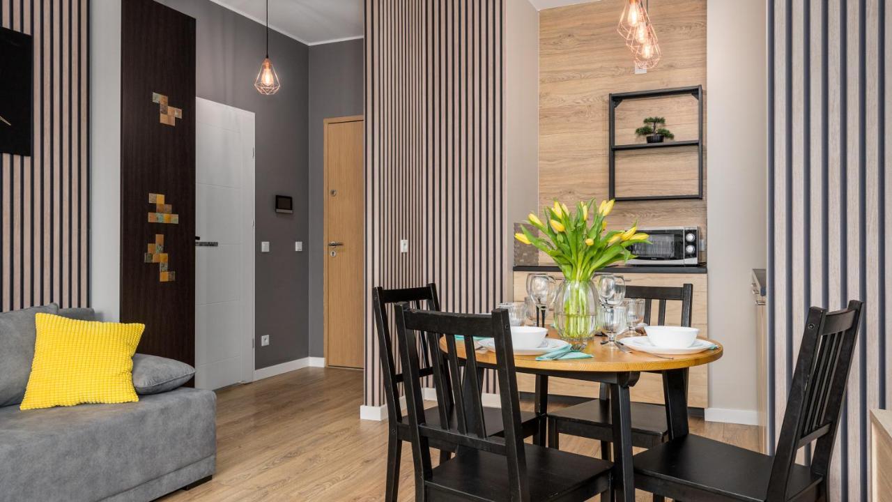 ורשה Apartamenty Sun & Snow 19 Dzielnica With Free Parking מראה חיצוני תמונה