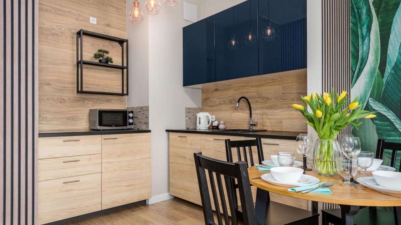 ורשה Apartamenty Sun & Snow 19 Dzielnica With Free Parking מראה חיצוני תמונה