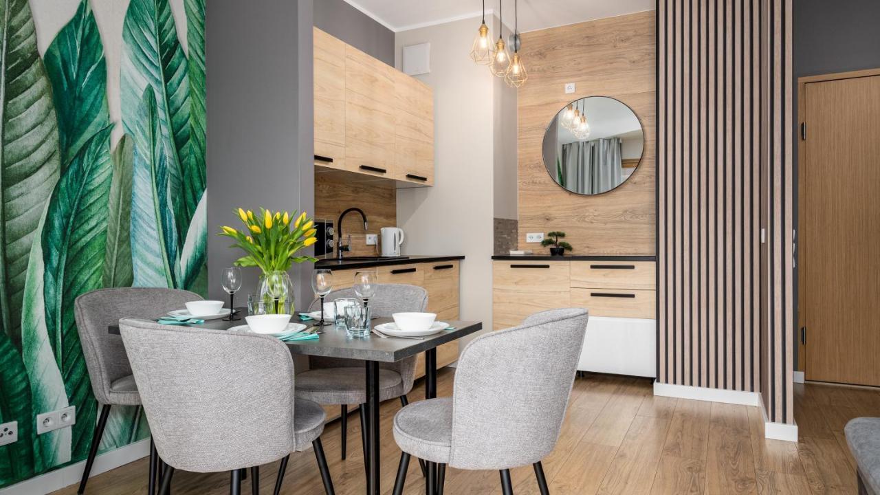 ורשה Apartamenty Sun & Snow 19 Dzielnica With Free Parking מראה חיצוני תמונה