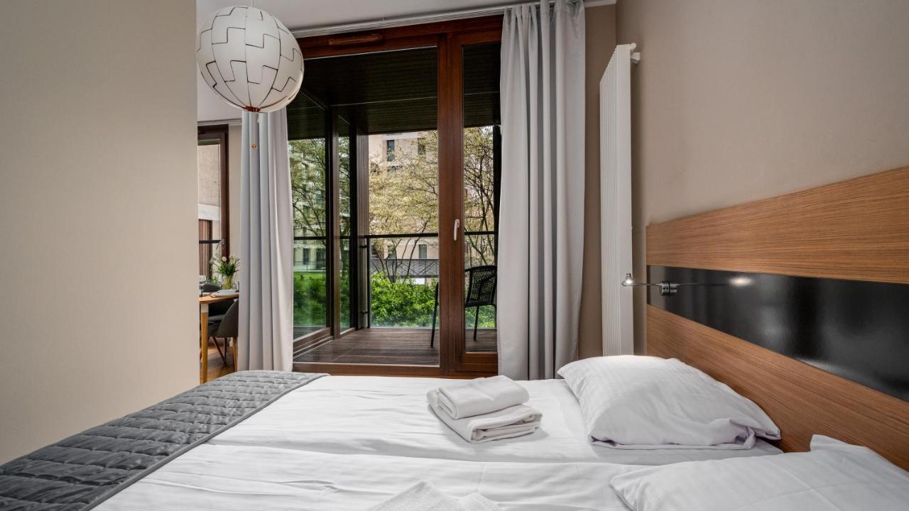 ורשה Apartamenty Sun & Snow 19 Dzielnica With Free Parking מראה חיצוני תמונה